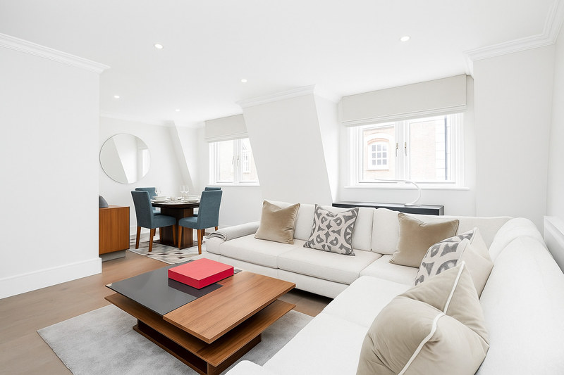 Serviced 2-Bed Apartment, Brook’s Mews 2 Bed Apartment, W1K, photograph 8