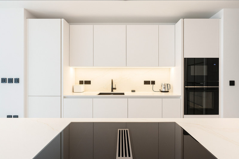 Serviced 1-Bed Apartment, Spirmont Pl, Knightsbridge, SW3, photograph 1