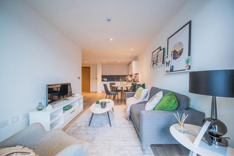 1-Bed Apartment, Three Colts Lane, E2, photograph 2