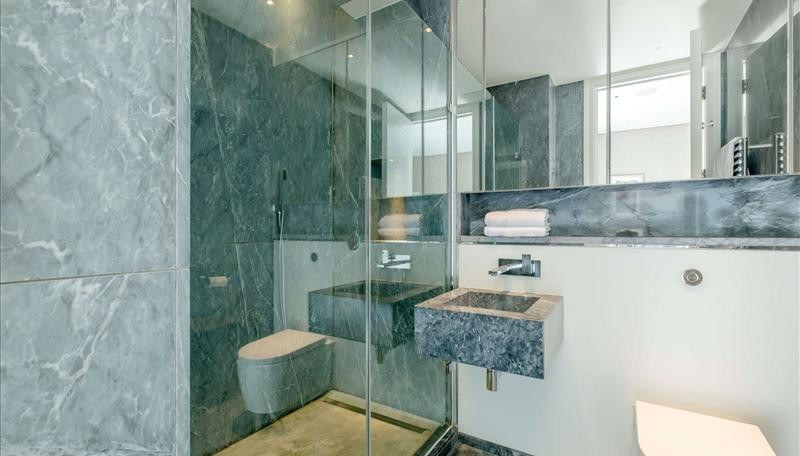 2-Bed Apartment, Green Street, W1K, photograph 6