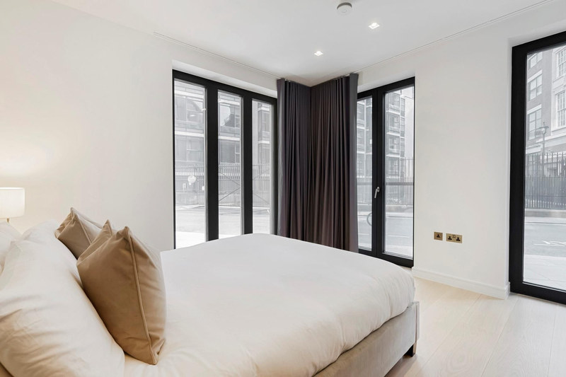 Refined 1-Bed Apartment, Holborn, WC2A, photograph 6