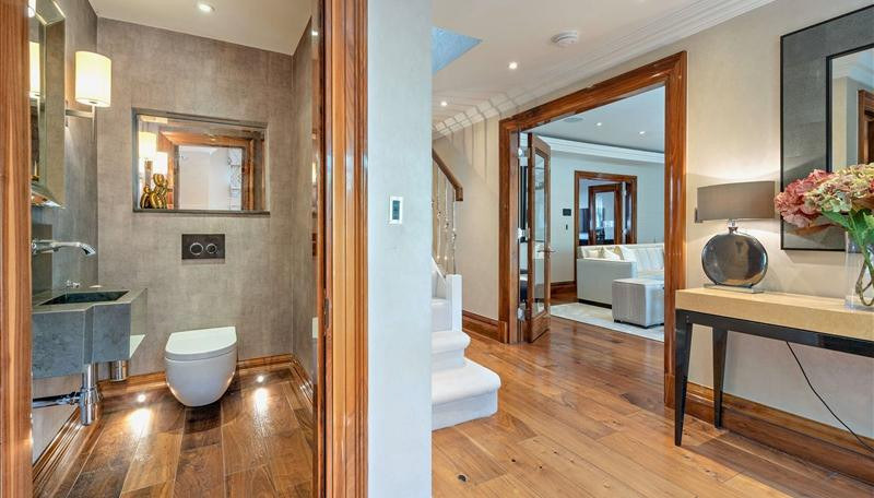 2-Bed Apartment, Grosvenor Hill, W1K, photograph 2