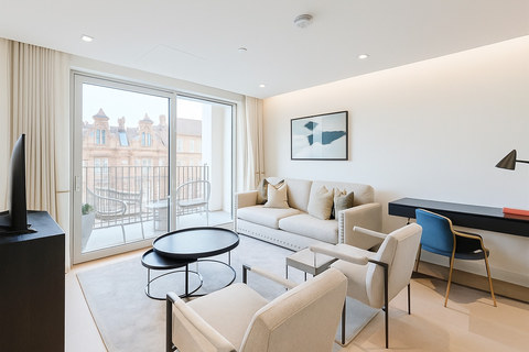 Modern 1-Bed Apartment, London, W2, photograph 1