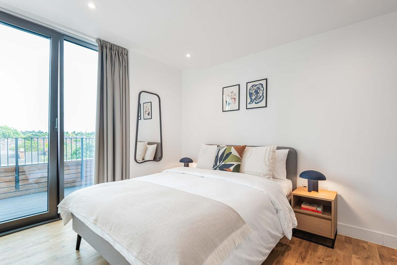 2-Bed Apartment, Queens Road, RG1, photograph 5