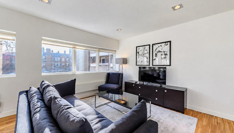 2-Bed Apartment, Fulham Road, SW3, photograph 3