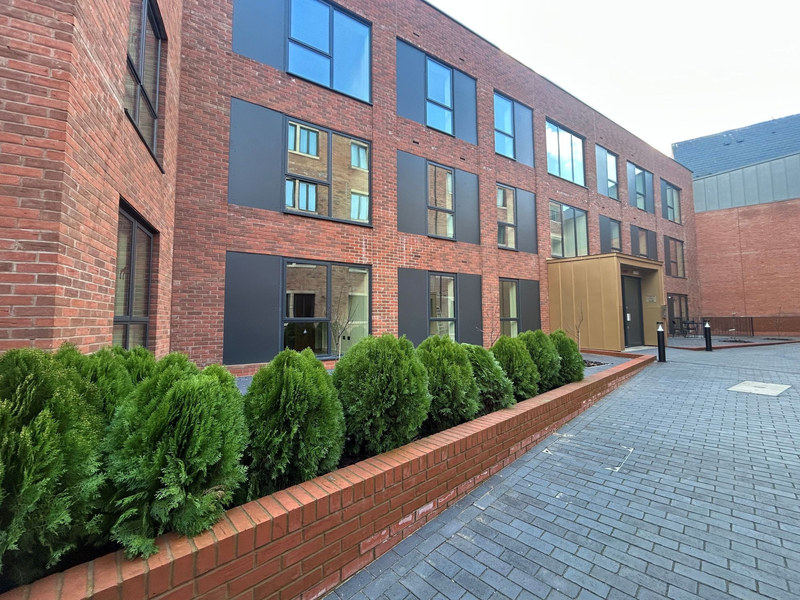Calm 1-Bed Apartment, Jewellery Quarter, B1, photograph 5