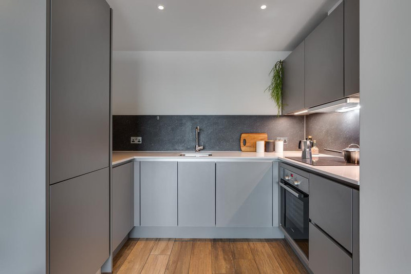 2-Bed Apartment, Three Colts Lane, E2, photograph 4