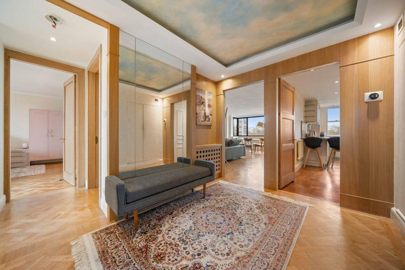 2-Bed Apartment, London, SW7, photograph 2