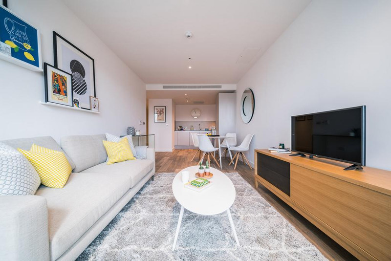 1-Bed Apartment, Three Colts Lane, E2, photograph 3