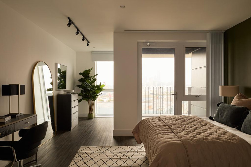 1-Bed Apartment, Scrubs Lane, NW10, photograph 5