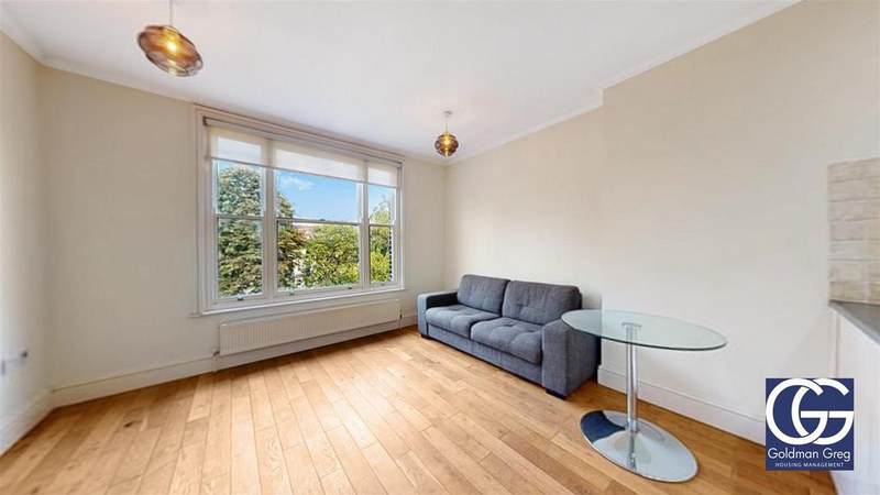 2-Bed Apartment, Highbury Hill, N5, photograph 4