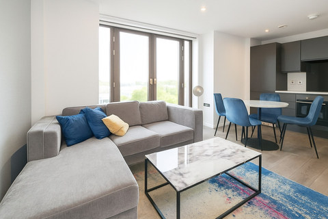 Spacious 2-Bed Apartment, Greenland Street, L1, photograph 1