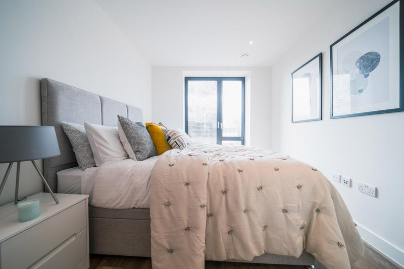 1-Bed Apartment, Three Colts Lane, E2, photograph 4