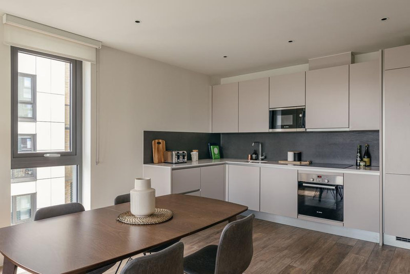 2-Bed Apartment, Mallow Walk, SE8, photograph 5