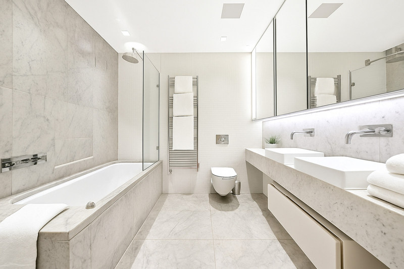 Contemporary 2-Bed Apartment, Tower Bridge, SE1, photograph 5