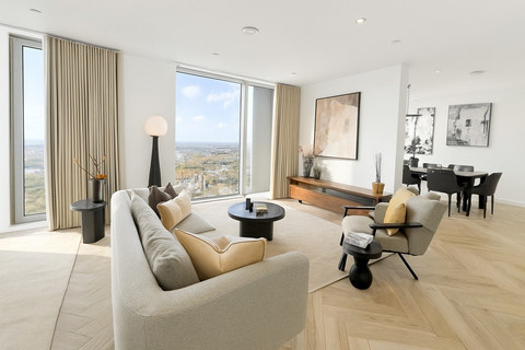Spacious 3-Bed Apartment, Salford, M3, photograph 1