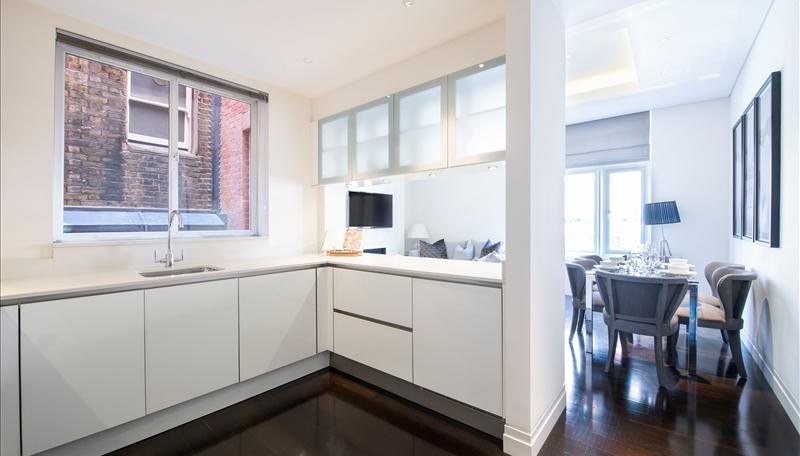 2-Bed Apartment, Green Street, W1K, photograph 5