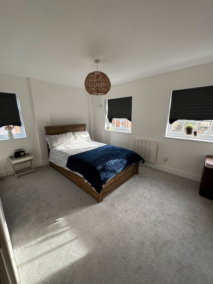 Serviced 1-Bed Apartment, Northampton, NN1, photograph 7
