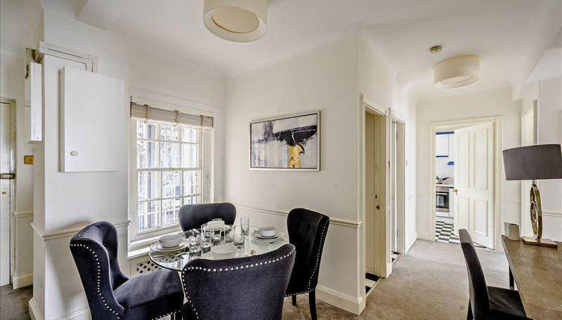 2-Bed Apartment, Fulham Road, SW3, photograph 5