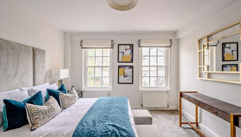 2-Bed Apartment, Fulham Road, SW3, photograph 2