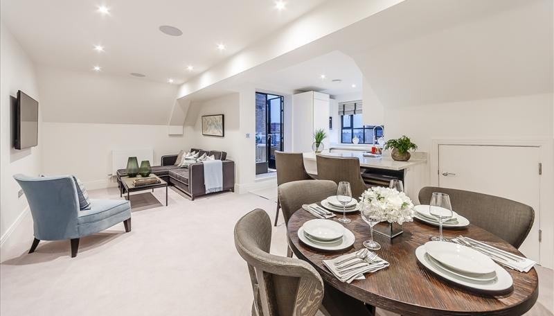 2-Bed Apartment, London, W6, photograph 2