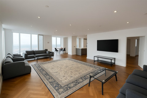 Luxury 2-Bed Apartment, Owen Street, M15, photograph 1