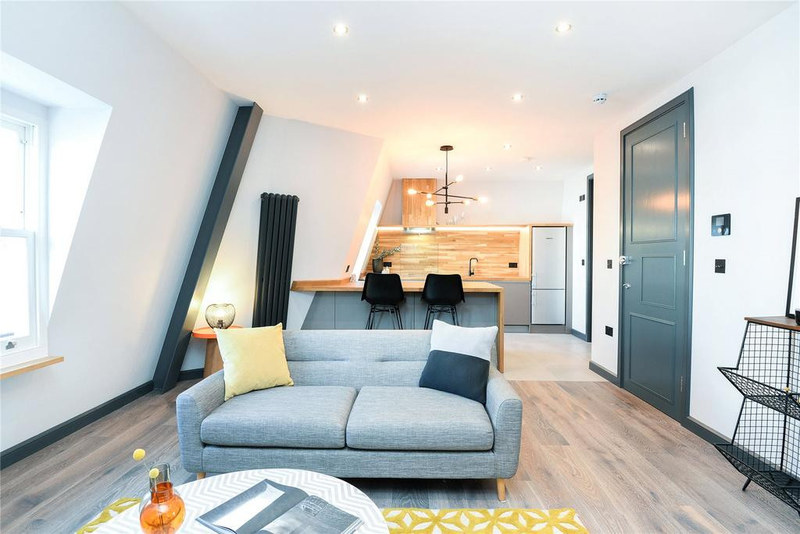 1-Bed Apartment, Ladbroke Grove, W10, photograph 2