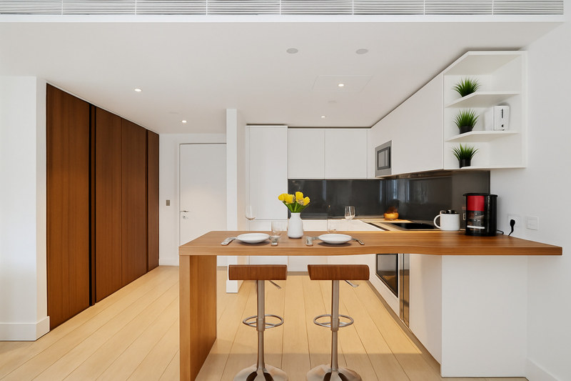 Luxury 2-Bed Apartment, Paddington Basin, W2, photograph 1