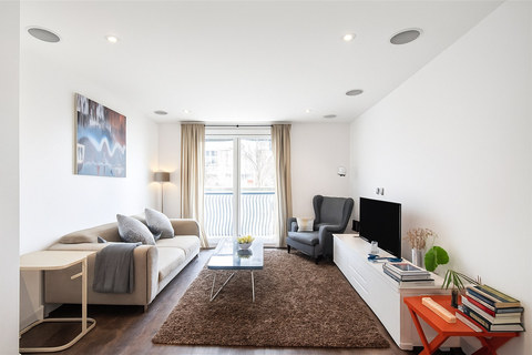 Modern 1-Bed Apartment, Chelsea, SW1W, photograph 1