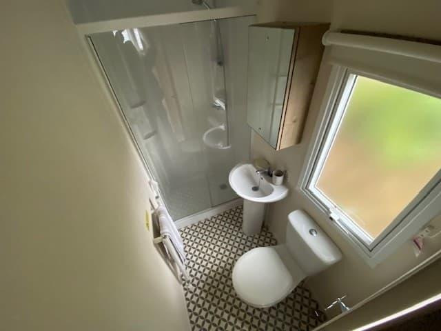 Serviced 2-Bed Apartment, Buxton, SK17, photograph 7