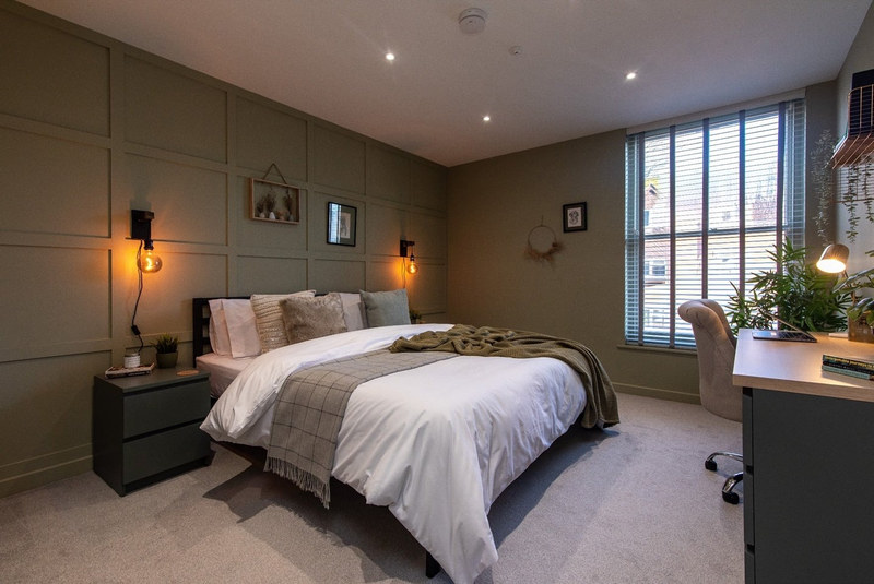 Serviced 2-Bed Apartment, Northampton, NN1, photograph 1