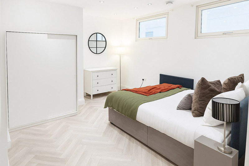 Stylish 2-Bed Apartment, Whitworth Street, M1, photograph 4