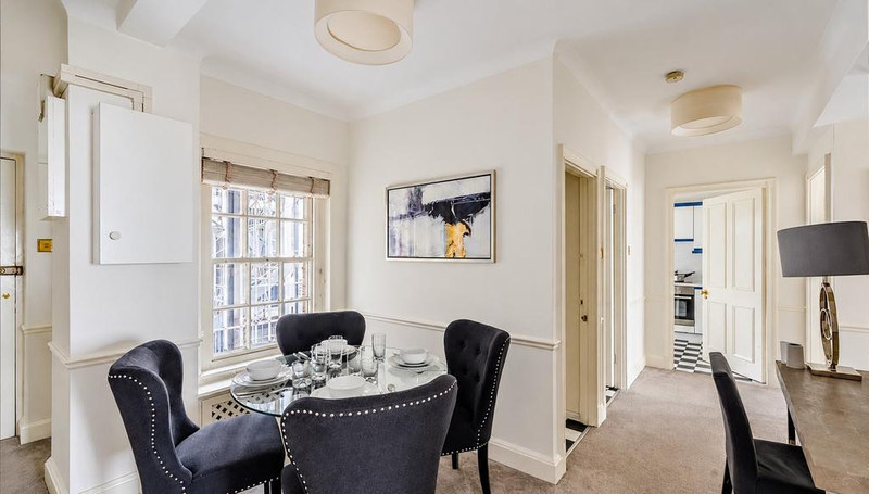 2-Bed Apartment, London, SW3, photograph 5