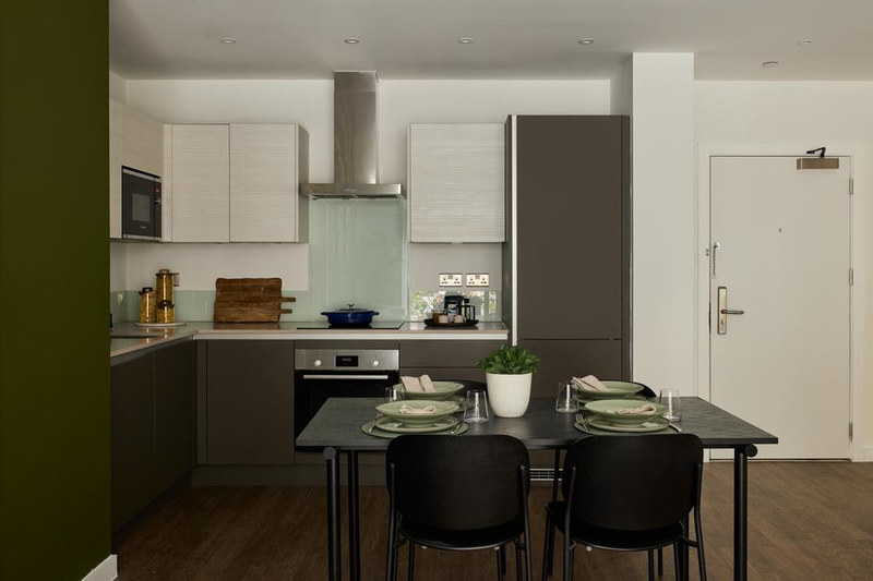 2-Bed Apartment, Vanguard Way, E17, photograph 4