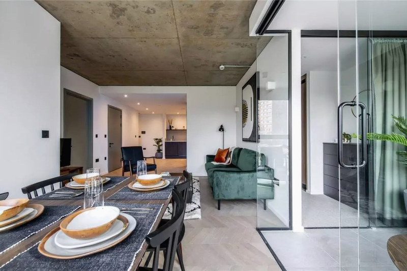 Luxury 2-Bed Apartment, Deansgate, M3, photograph 4
