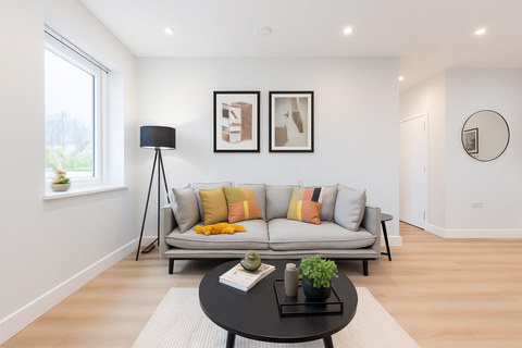 Spacious 3-Bed Apartment, Salford Quays, M50, photograph 1