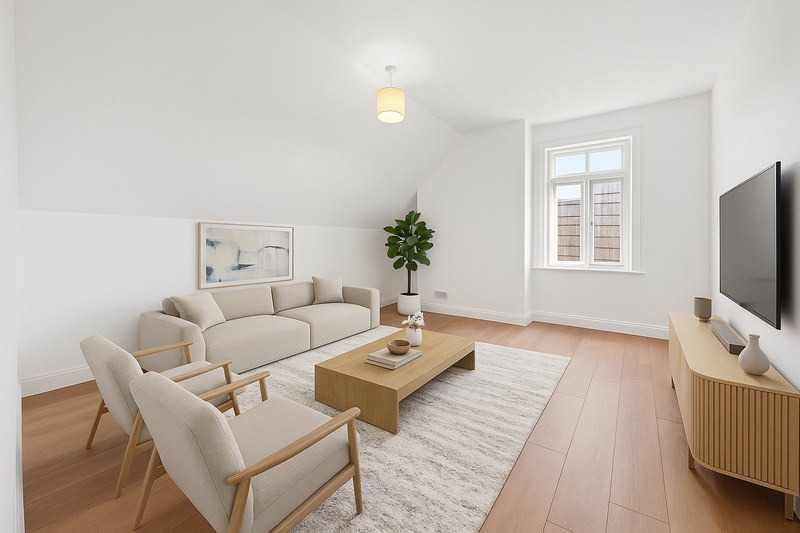 2-Bed Apartment, St Leonard's Road, W13, photograph 1