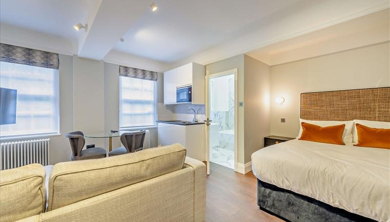 Studio Apartment, London, SW3, photograph 4