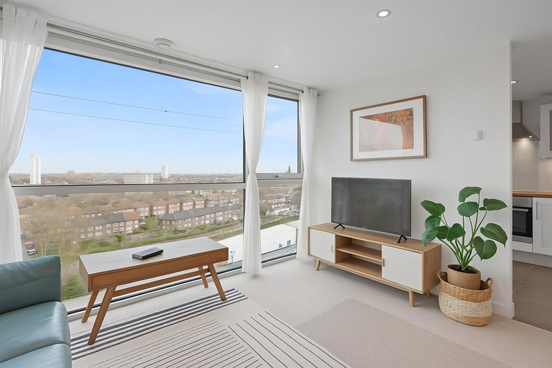 2-Bed Apartment, Seagull Lane, E16, photograph 1
