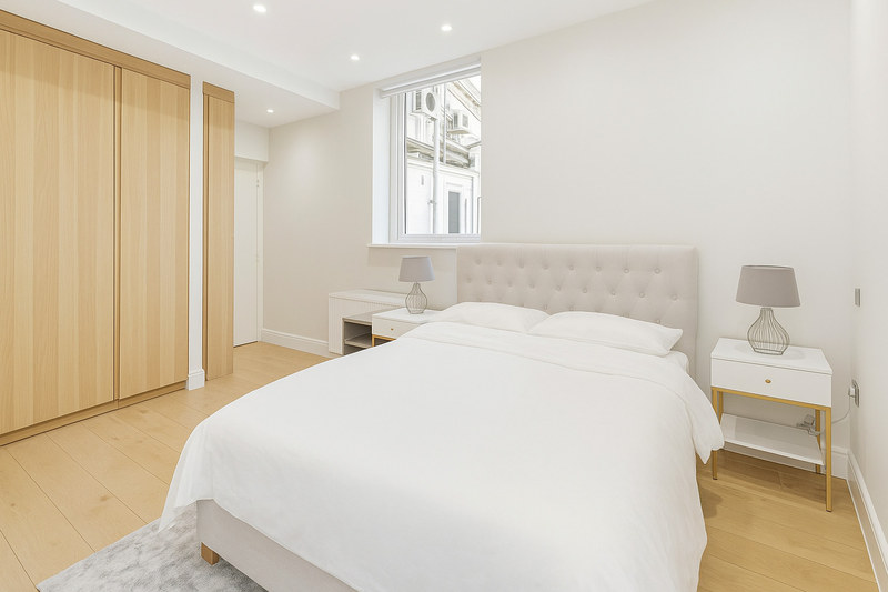 Serviced 3-Bed Apartment, Mayfair, SW1Y, photograph 5