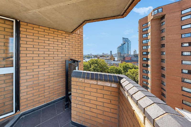 2-Bed Apartment, London, SW10, photograph 5