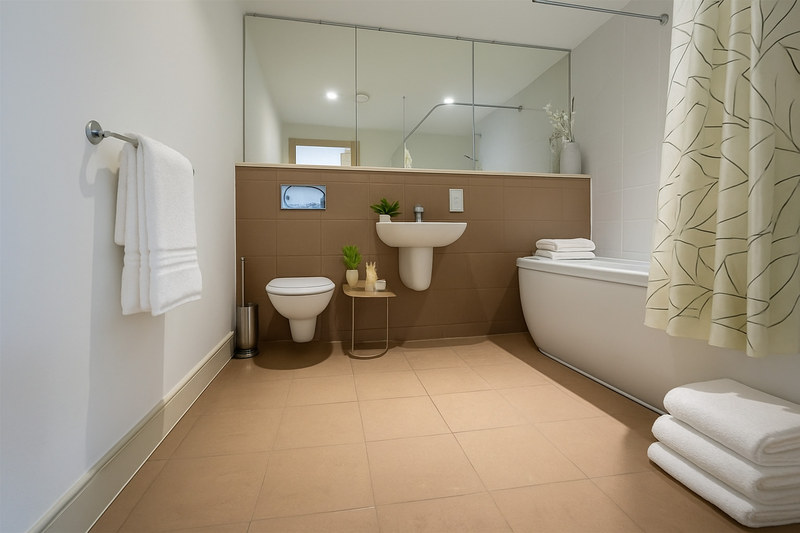 Stylish 2-Bed Apartment, Manchester, M3, photograph 5