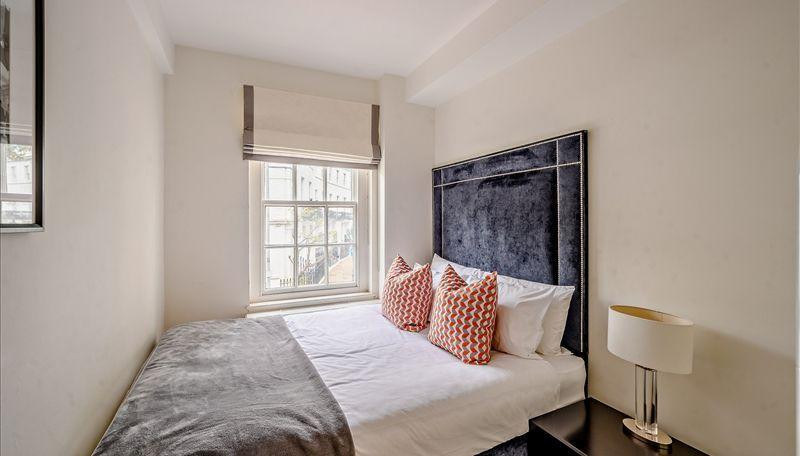 2-Bed Apartment, Fulham Road, SW3, photograph 6