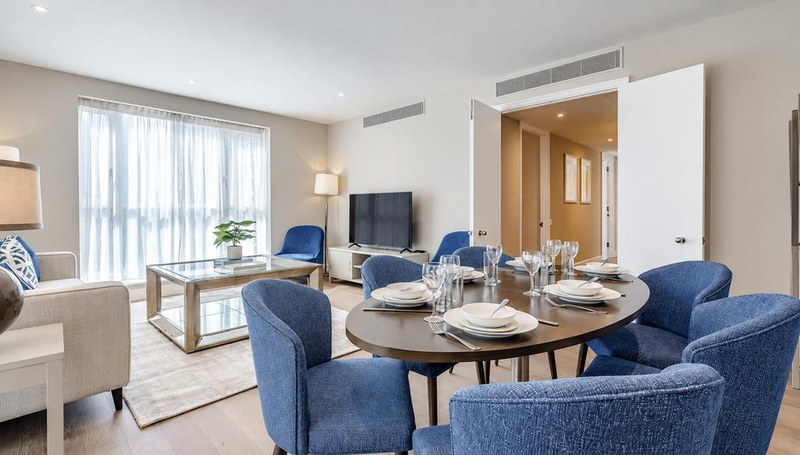 2-Bed Apartment, London, E14, photograph 4