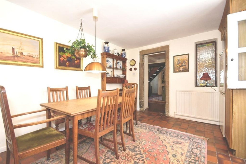 Serviced 2-Bed Apartment, Matlock, DE4, photograph 6