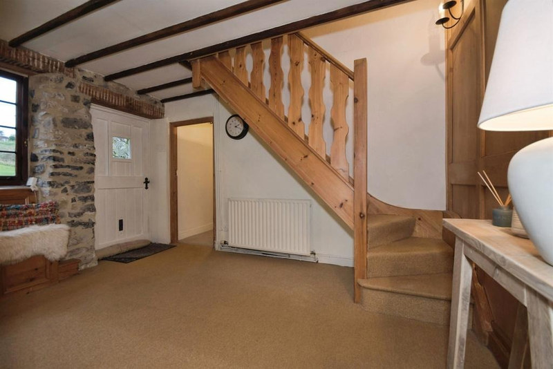 Serviced 2-Bed Apartment, Bakewell, DE45, photograph 4