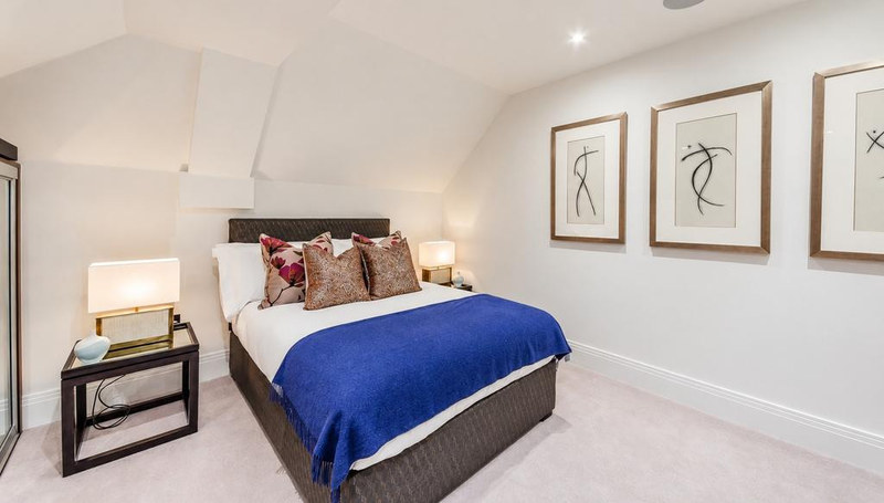 2-Bed Apartment, London, W6, photograph 6