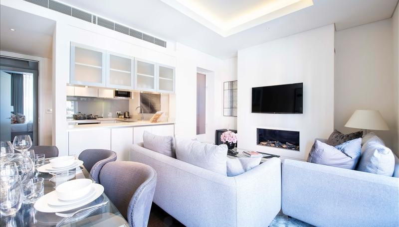 2-Bed Apartment, Green Street, W1K, photograph 2