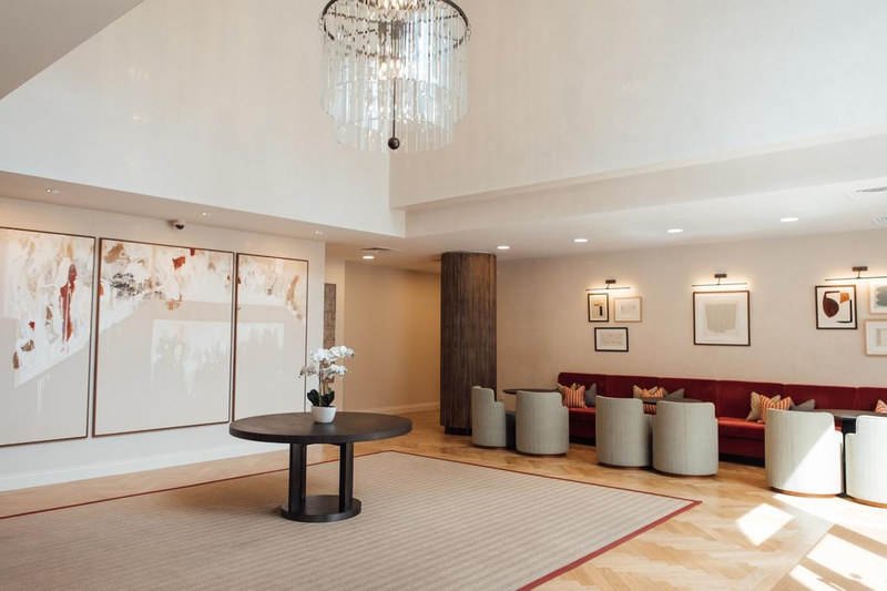 2-Bed Apartment, Baker Street, NW1, photograph 2