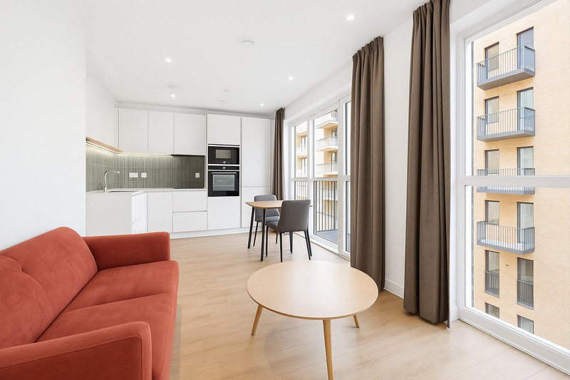 Studio Apartment, London, NW9, photograph 2